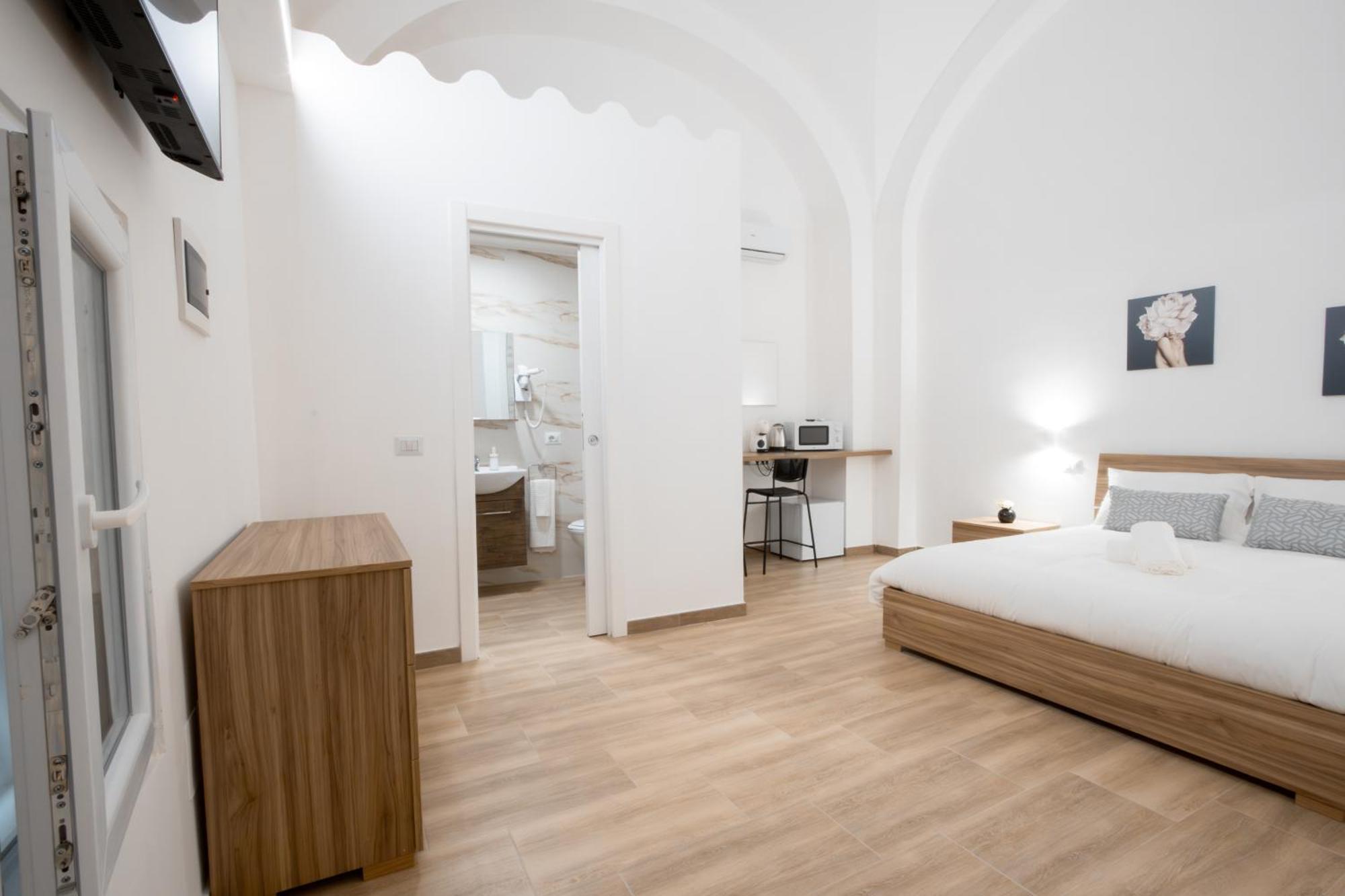 La Pigna Hotel Бари Екстериор снимка