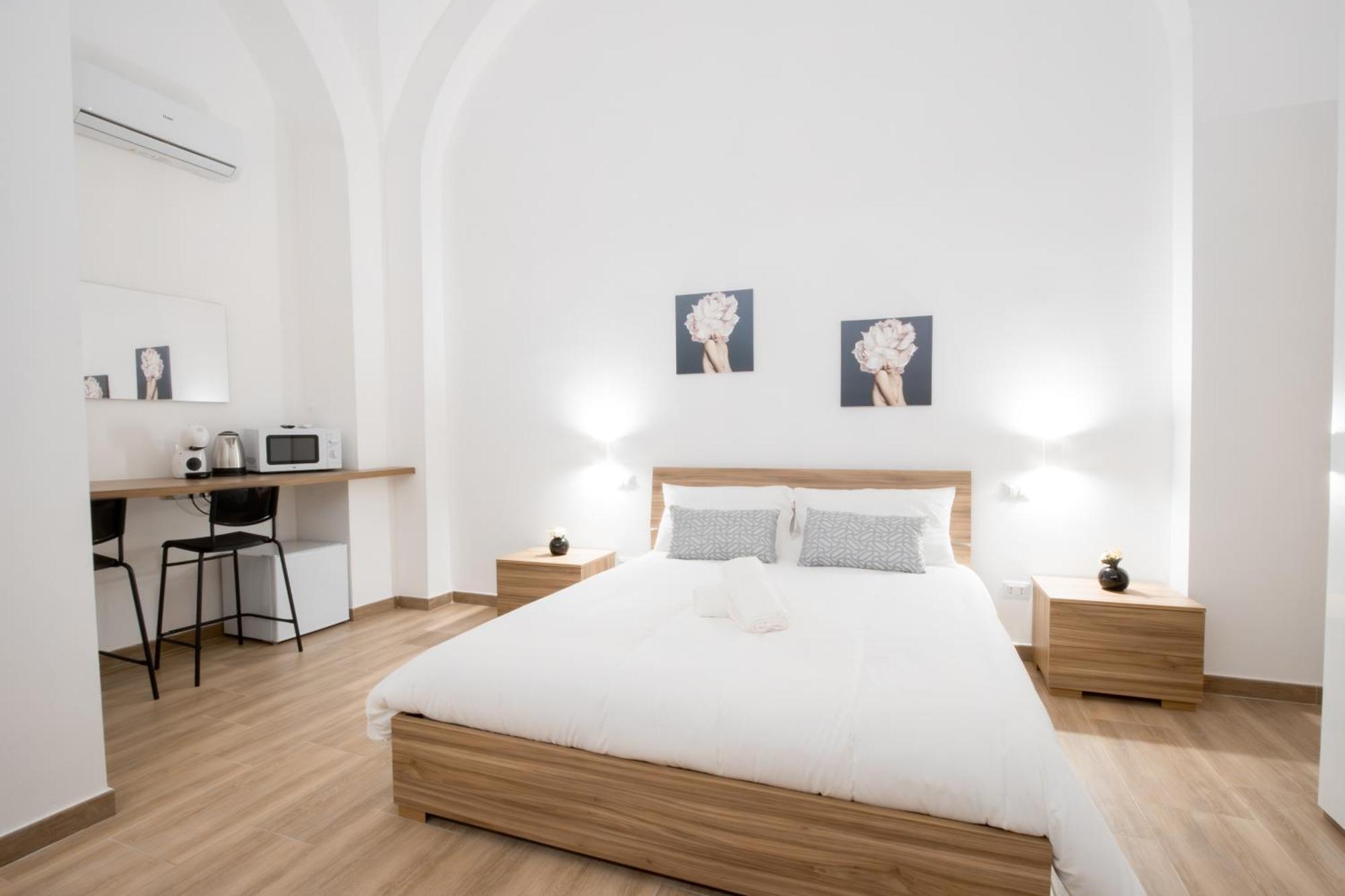La Pigna Hotel Бари Екстериор снимка