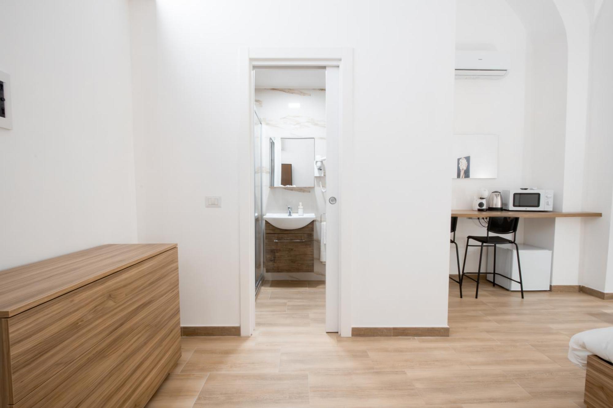 La Pigna Hotel Бари Екстериор снимка