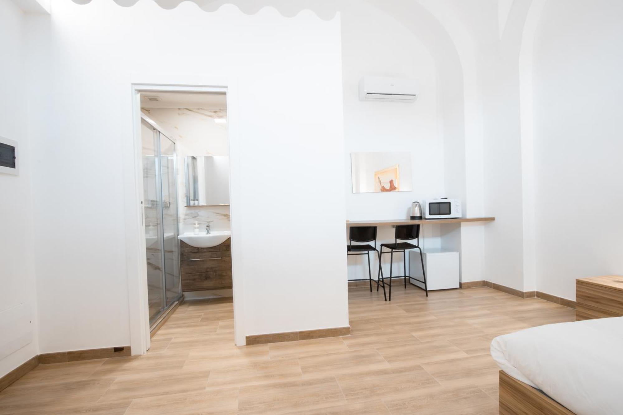 La Pigna Hotel Бари Екстериор снимка