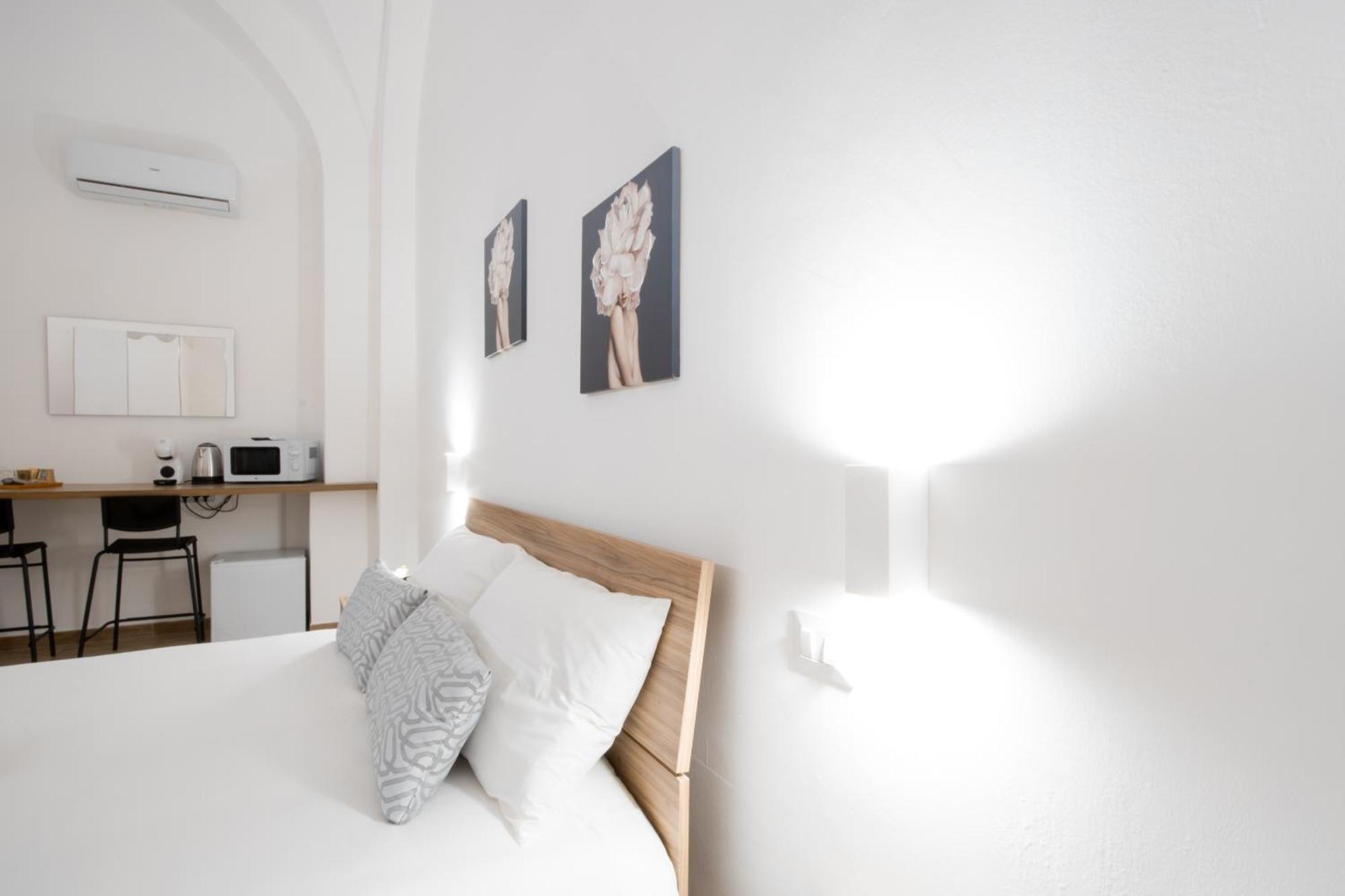 La Pigna Hotel Бари Екстериор снимка