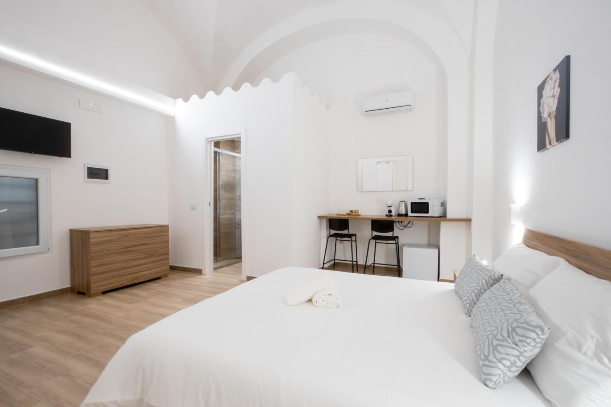 La Pigna Hotel Бари Екстериор снимка